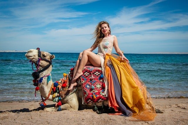 sunriseforever woman 9710341 640